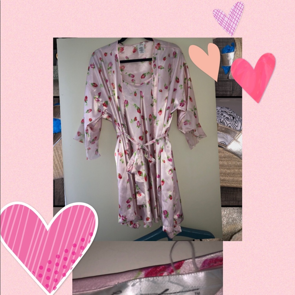 Secret Treasures Size M 100%Polyester robe & nightie set